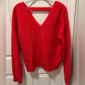 Jessica Simpson v-neck, v-back super soft sweater